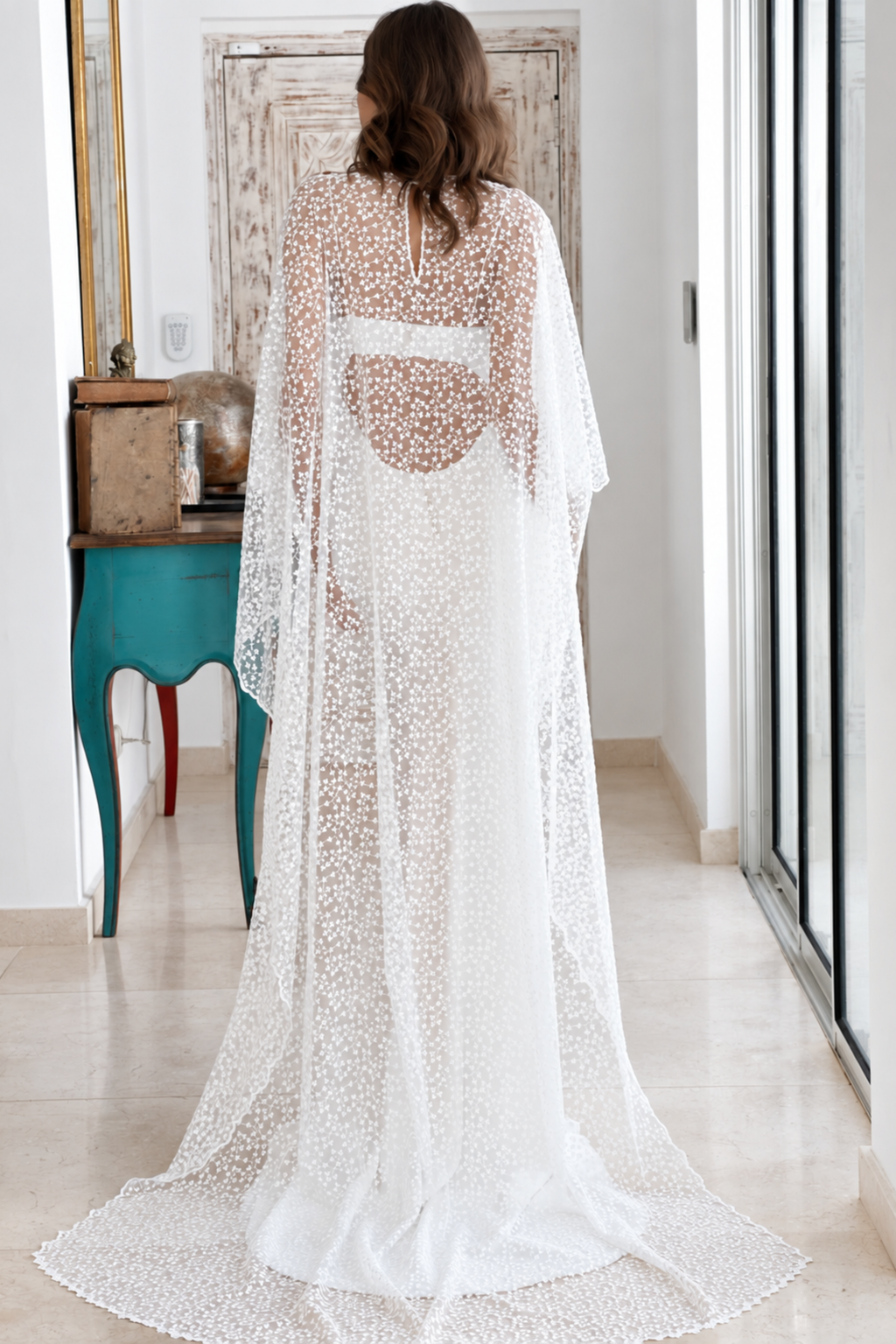 Robe de mariée longue Quinn en crêpe, collection Idylle 2026 – photo 3