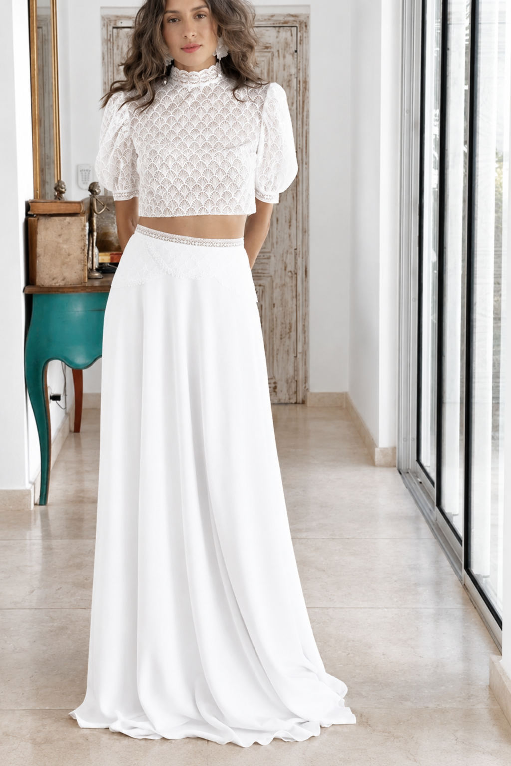 Robe de mariée longue Billie en tulle brodé – photo 2